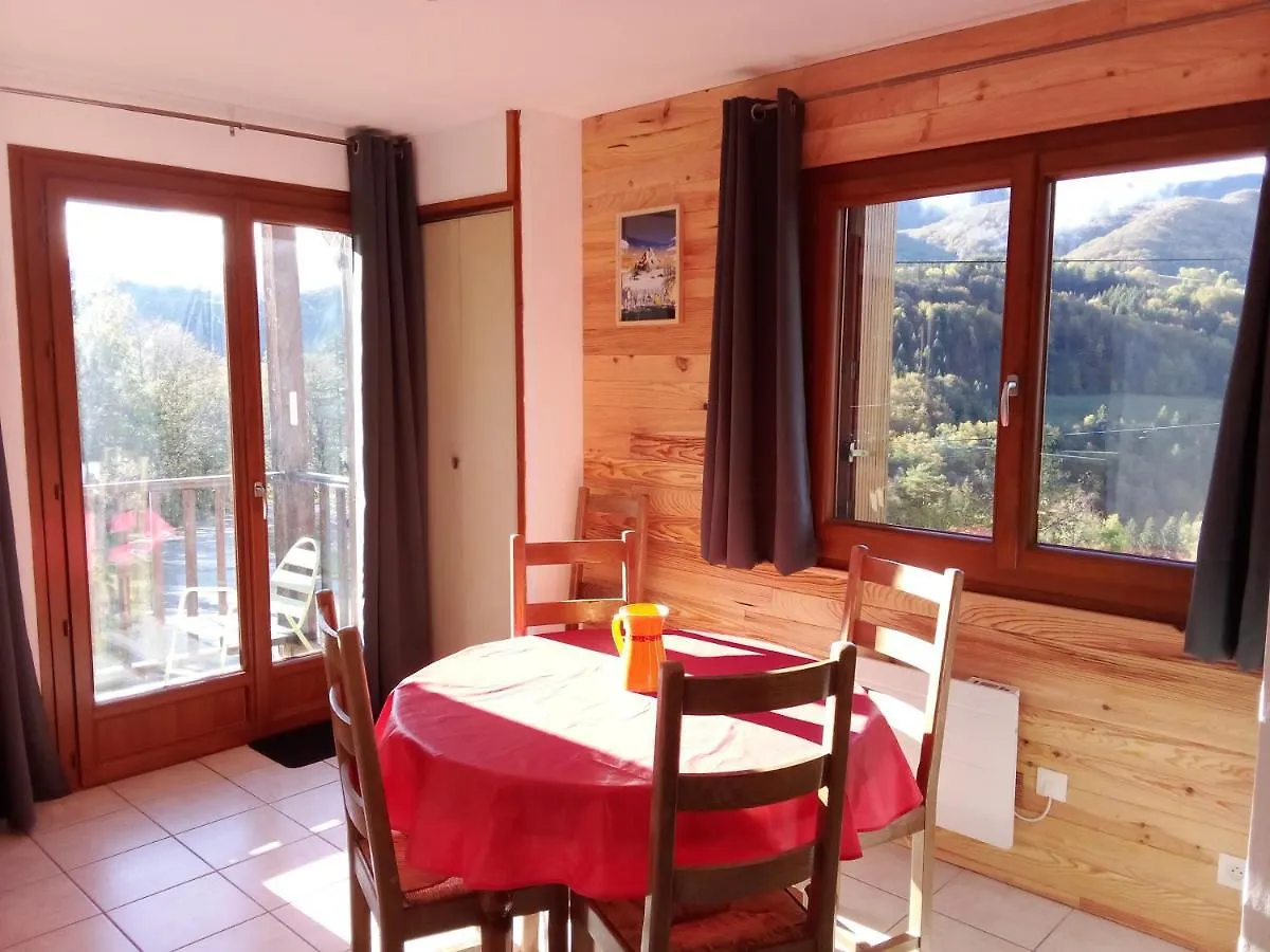Apartment Appartement Des Cimes Du Granier Les Deserts