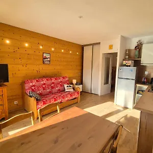 Appartement Chaleureux Au Pied Des Pistes - Le Refuge, Les Déserts